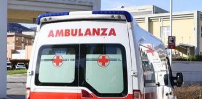 Tragedia al Rally di Trapani, auto fuori strada: un morto e due feriti Tragedia al Rally di Trapani, auto fuori strada: un morto e due feriti