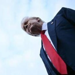 Dazi, Trump: "Con Ue accordo possibile al 50%". E attacca su immigrazione e rinnovabili Dazi, Trump: "Con Ue accordo possibile al 50%". E attacca su immigrazione e rinnovabili