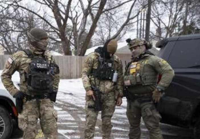 Minnesota, Ice arresta quattro minori: ci sono anche due bambini di 5 e 10 anni