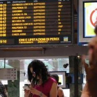 Treni a rischio per 24 ore: sciopero 27-28 febbraio, cosa sapere prima di partire Treni a rischio per 24 ore: sciopero 27-28 febbraio, cosa sapere prima di partire