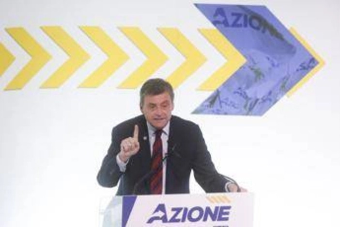 Azione, Calenda chiude il Congresso: &quot;Meloni coraggiosa a venire&quot;