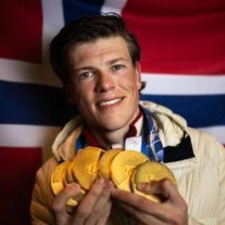 Milano Cortina, Klaebo passa al ciclismo dopo i 6 ori alle Olimpiadi? Una squadra del World tour lancia l'assalto Milano Cortina, Klaebo passa al ciclismo dopo i 6 ori alle Olimpiadi? Una squadra del World tour lancia l'assalto