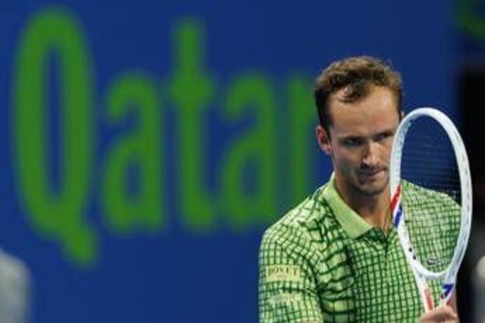 Medvedev, disavventura 'in aereo' dopo la finale persa con Sinner: "Ho perso i bagagli, non posso giocare a Miami"