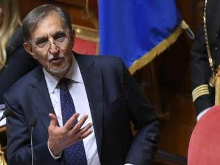 Carceri, La Russa: "Serve decreto entro Natale per fine pena a casa" Carceri, La Russa: "Serve decreto entro Natale per fine pena a casa"