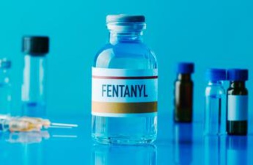 Furto di fentanyl all'ospedale Israelitico di Roma, scatta l'allarme a Palazzo Chigi: "Con 80 fiale fino a 20mila dosi" Furto di fentanyl all'ospedale Israelitico di Roma, scatta l'allarme a Palazzo Chigi: "Con 80 fiale fino a 20mila dosi"