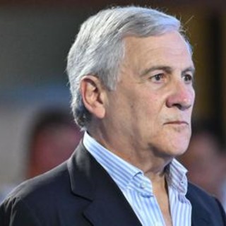 Houthi, Tajani: "Situazione complicata, i nostri militari in sicurezza"