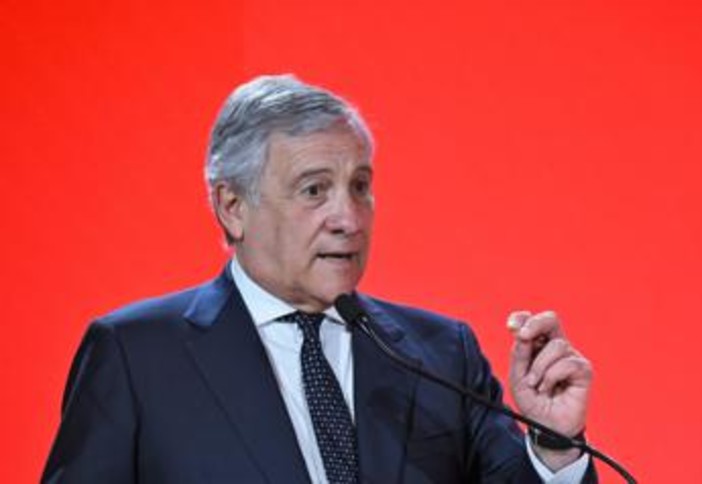 Tajani: "Il 4 luglio sarò a Villa Taverna, bisogna guardare avanti". E smentisce Rutte: "Da Italia nessun attacco all’Iran" Tajani: "Il 4 luglio sarò a Villa Taverna, bisogna guardare avanti". E smentisce Rutte: "Da Italia nessun attacco all’Iran"