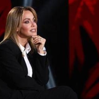 Sonia Bruganelli, la figlia Silvia ancora ricoverata in ospedale: "È successo all'improvviso" Sonia Bruganelli, la figlia Silvia ancora ricoverata in ospedale: "È successo all'improvviso"
