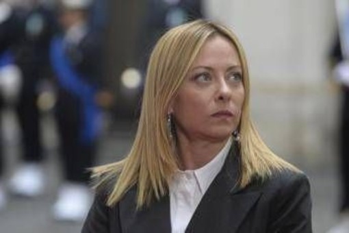 Missione di Meloni nel Golfo: trasferta lampo di due giorni in Arabia Saudita, Qatar ed Emirati