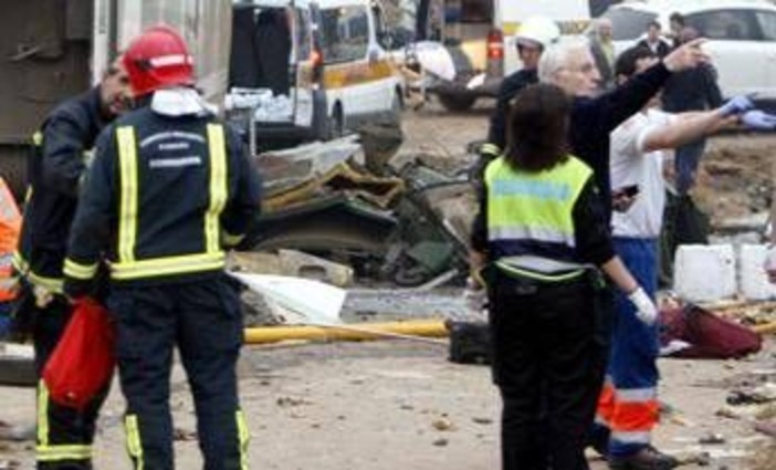 Spagna, deragliano due treni in Andalusia: morti e feriti Spagna, deragliano due treni in Andalusia: morti e feriti
