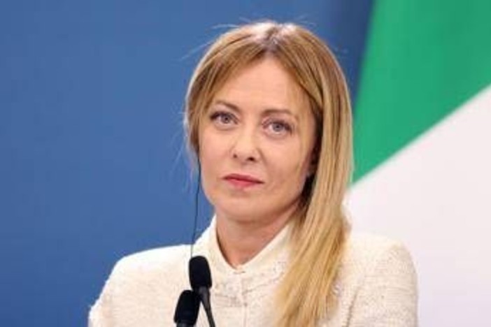 Ucraina, Meloni: "Sostegno a Kiev e pressione sulla Russia. Ue individui figura autorevole per negoziato" Ucraina, Meloni: "Sostegno a Kiev e pressione sulla Russia. Ue individui figura autorevole per negoziato"