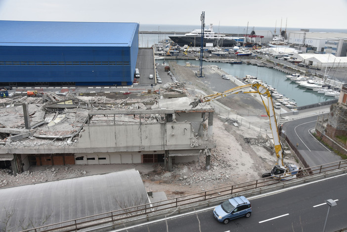 Waterfront di levante, il ministero blocca la costruzione del canale, critiche da M5S e Dello Strologo, Piciocchi: &quot;L'opera va avanti&quot;