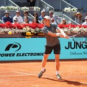 Sinner non si ferma: è finale a Madrid, sfiderà Zverev