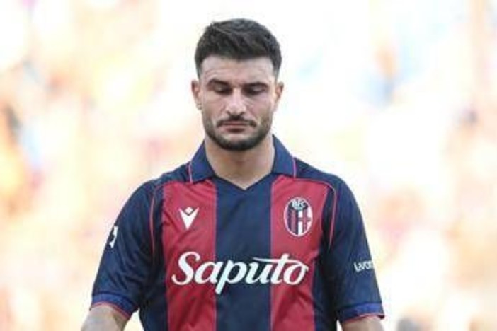 Bologna, c'è lesione per Orsolini: ecco quando tornerà in campo Bologna, c'è lesione per Orsolini: ecco quando tornerà in campo