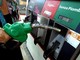 Caro carburanti, in corso maxi operazione Gdf per controlli a distributori a Roma Caro carburanti, in corso maxi operazione Gdf per controlli a distributori a Roma
