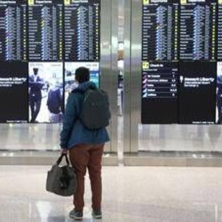 Shutdown, cancellati oggi oltre 1.000 voli negli Usa Shutdown, cancellati oggi oltre 1.000 voli negli Usa