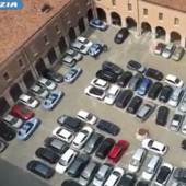 Finto poliziotto rapina anziana, due arresti tra Venezia e Salerno