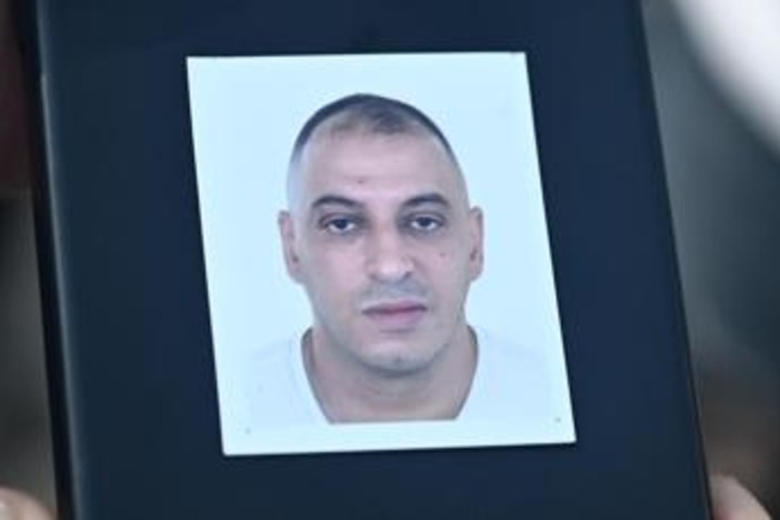 Bologna, uomo morto ammanettato: Procura iscrive agenti intervenuti in registro separato '45bis'