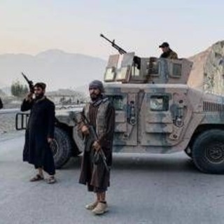 Pakistan-Afghanistan, Islamabad bombarda Kabul: scontri al confine Pakistan-Afghanistan, Islamabad bombarda Kabul: scontri al confine