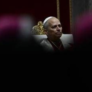 L'appello del Papa ai potenti del mondo: "Stop a riarmo e follia della guerra, chi prega non uccide" L'appello del Papa ai potenti del mondo: "Stop a riarmo e follia della guerra, chi prega non uccide"