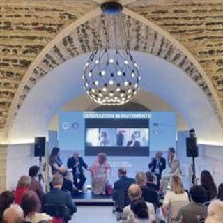 Famiglia, longevità come leva sviluppo: 'silver economy' per patto tra generazioni Famiglia, longevità come leva sviluppo: 'silver economy' per patto tra generazioni