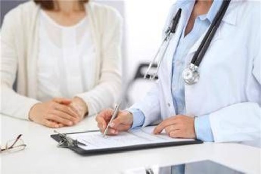 Linfoma Hodgkin refrattario, nuova terapia mirata efficace in 1 paziente su 2 Linfoma Hodgkin refrattario, nuova terapia mirata efficace in 1 paziente su 2