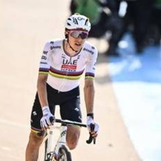 Pogacar, dopo la Parigi-Roubaix c'è il Giro. Ma la sua presenza è in dubbio