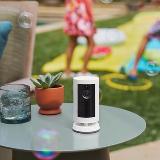 Attenuare l’ansia da vacanza, sulle spiagge la sicurezza smart di Ring