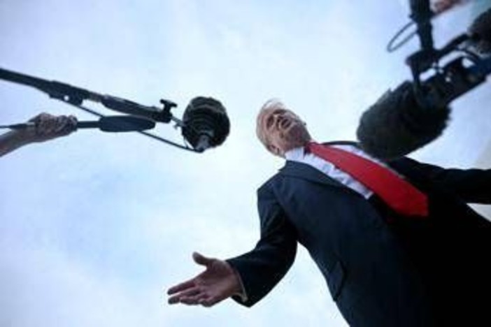 Ucraina, Trump: "Niente missili a lungo raggio per Kiev, Zelensky non deve colpire Mosca"