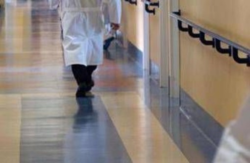 Cadde a terra in ospedale durante un Tso e morì dopo 18 mesi, famiglia risarcita con 2 milioni di euro Cadde a terra in ospedale durante un Tso e morì dopo 18 mesi, famiglia risarcita con 2 milioni di euro