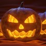Gen Z - Il mondo dei giovani - Tra zucche e ricordi: come cambiano Halloween, Ognissanti e la Festa dei morti Gen Z - Il mondo dei giovani - Tra zucche e ricordi: come cambiano Halloween, Ognissanti e la Festa dei morti