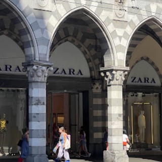 'Mancato rinnovo del contratto integrativo', insorgono i lavoratori dei marchi del fast fashion